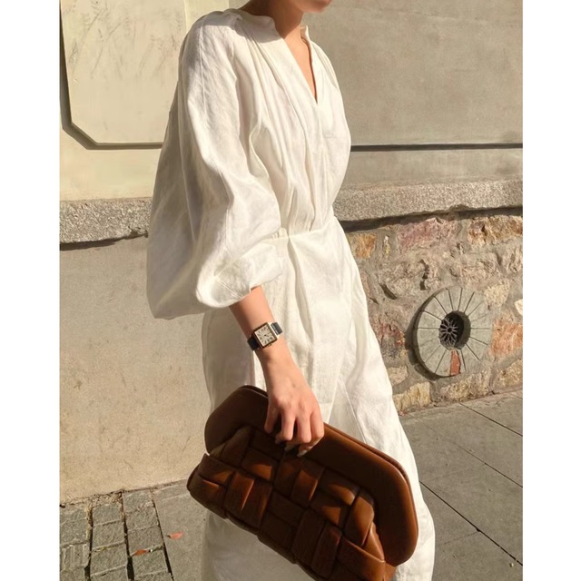 【ウエストシェイプAラインVネックワンピース】P01280