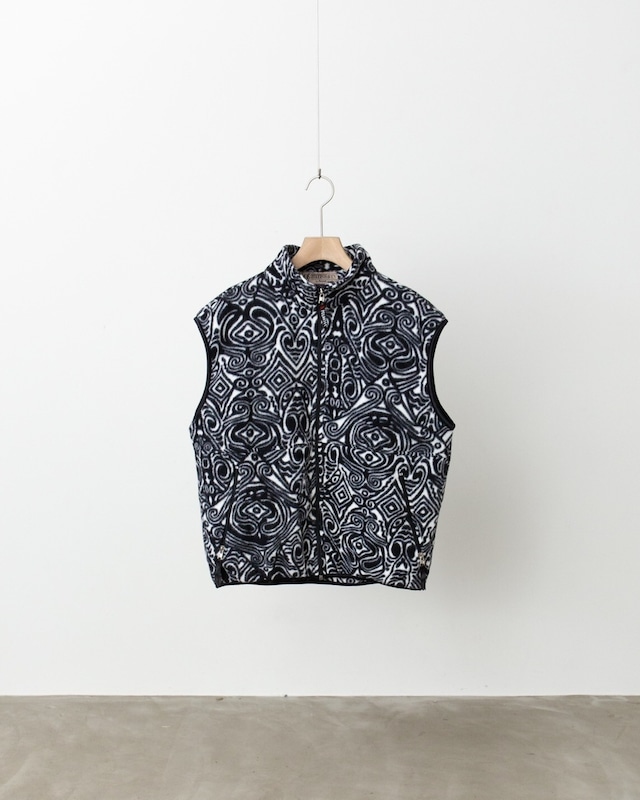 1990s vintage whole pattern designed zip up high neck fleece vest