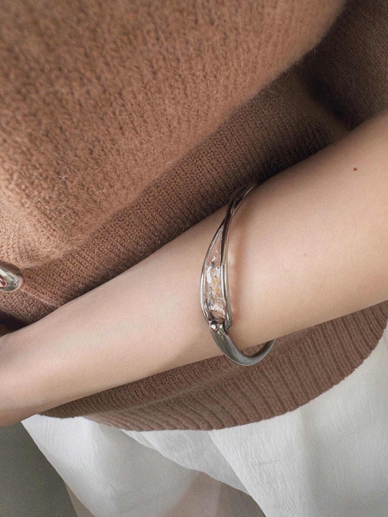 WIND BANGLE