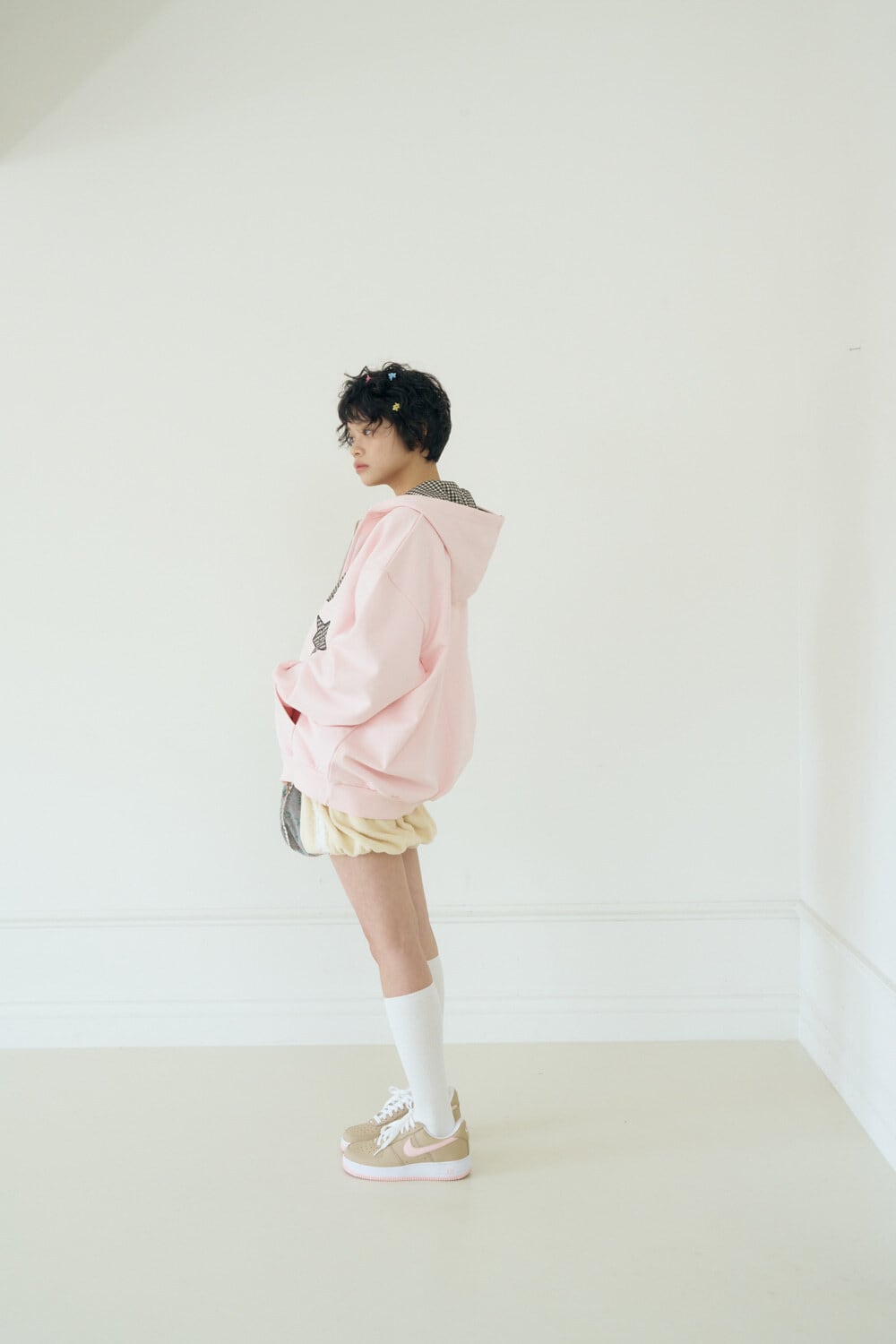 ☆ILLIT ウォンヒ 着用！！【SHAKIRI】KIRING CHECK PATCH HOODIE