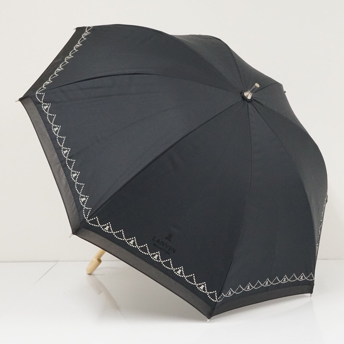 サンバリア100 完全遮光日傘 USED美品 晴雨兼用 ストライプ ブルー UV