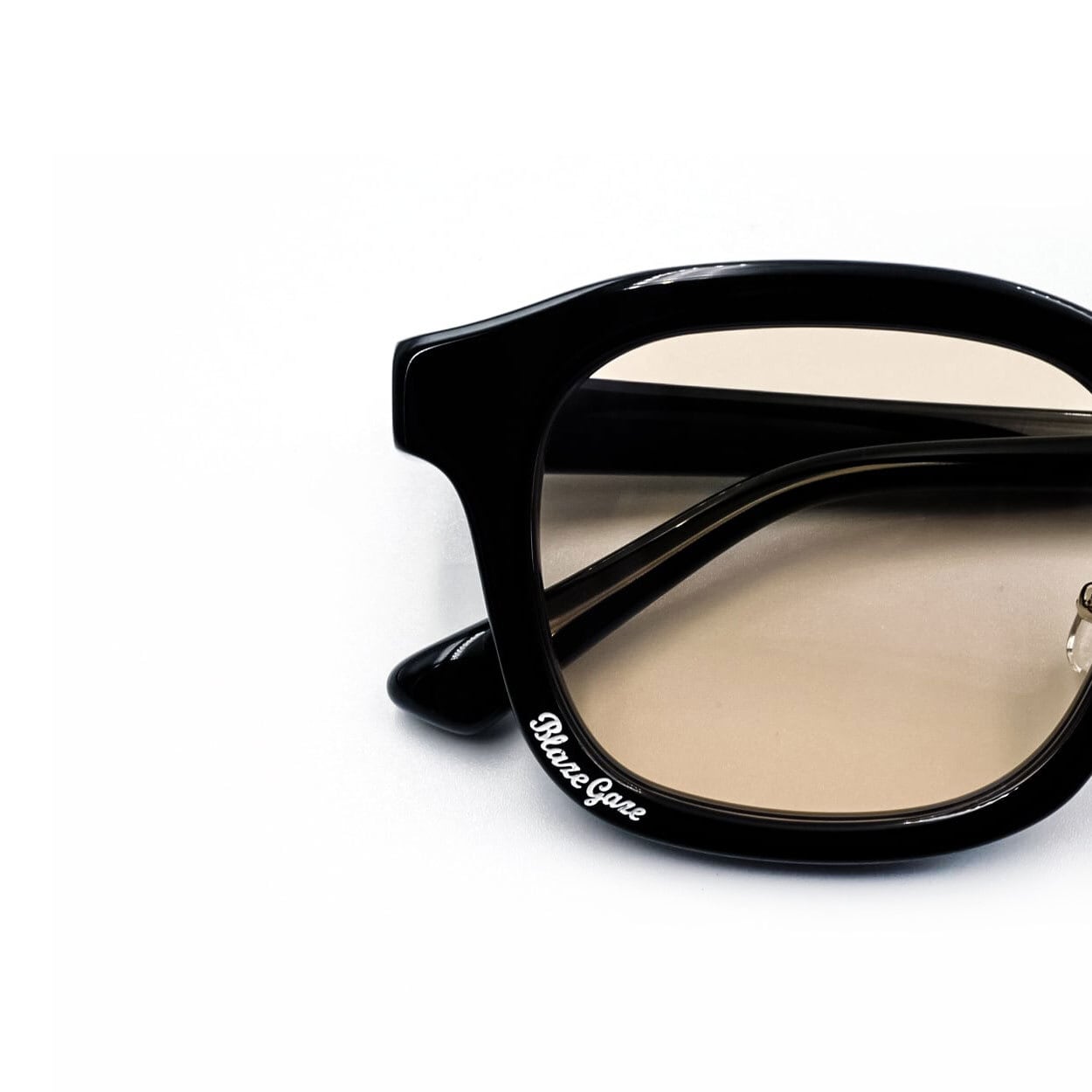 Milk Brownレンズ / Blaze Gaze | ☆N S H☆