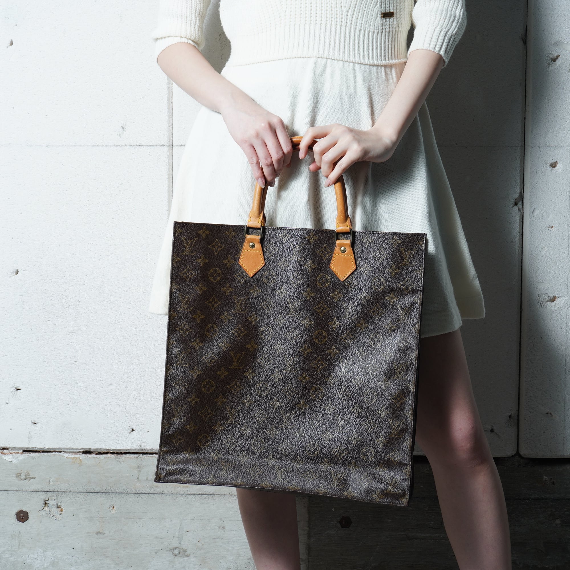 ルイヴィトン　サックプラトート LOUIS VUITTON】ルイヴィトン サックプラモノグラムトートバッグ brown