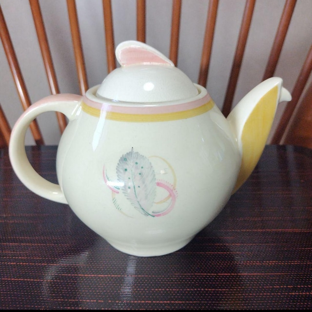 SOLD OUT】スージークーパー「グレイリーフ」丸型のケストレルシェイプ SOLD OUT】スージークーパー「グレイリーフ」丸型のケストレルシェイプ