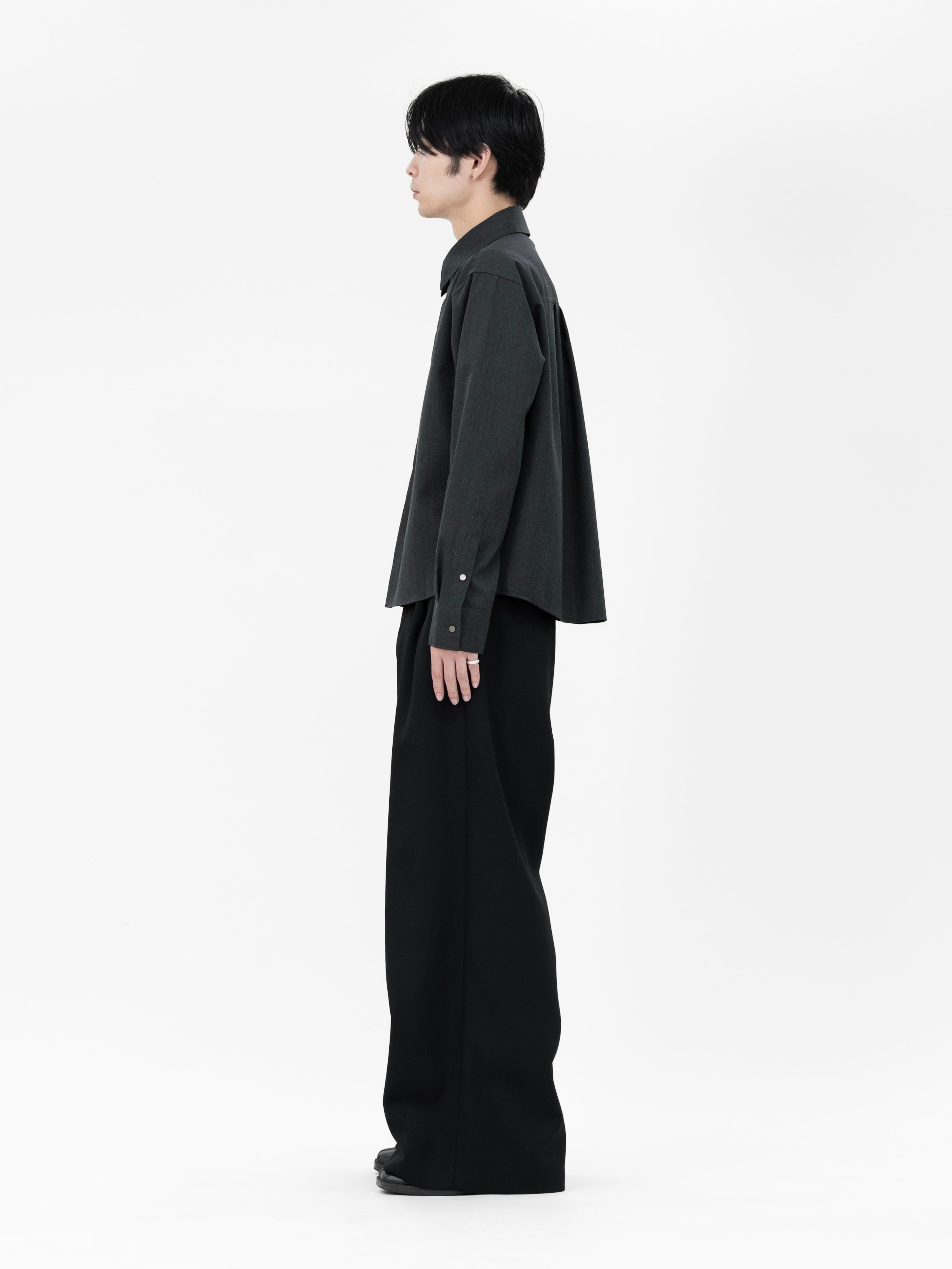 HEAVY WOOL GABARDINE OVER WIDE TUCK TROUSERS【BLACK】 | lapiis