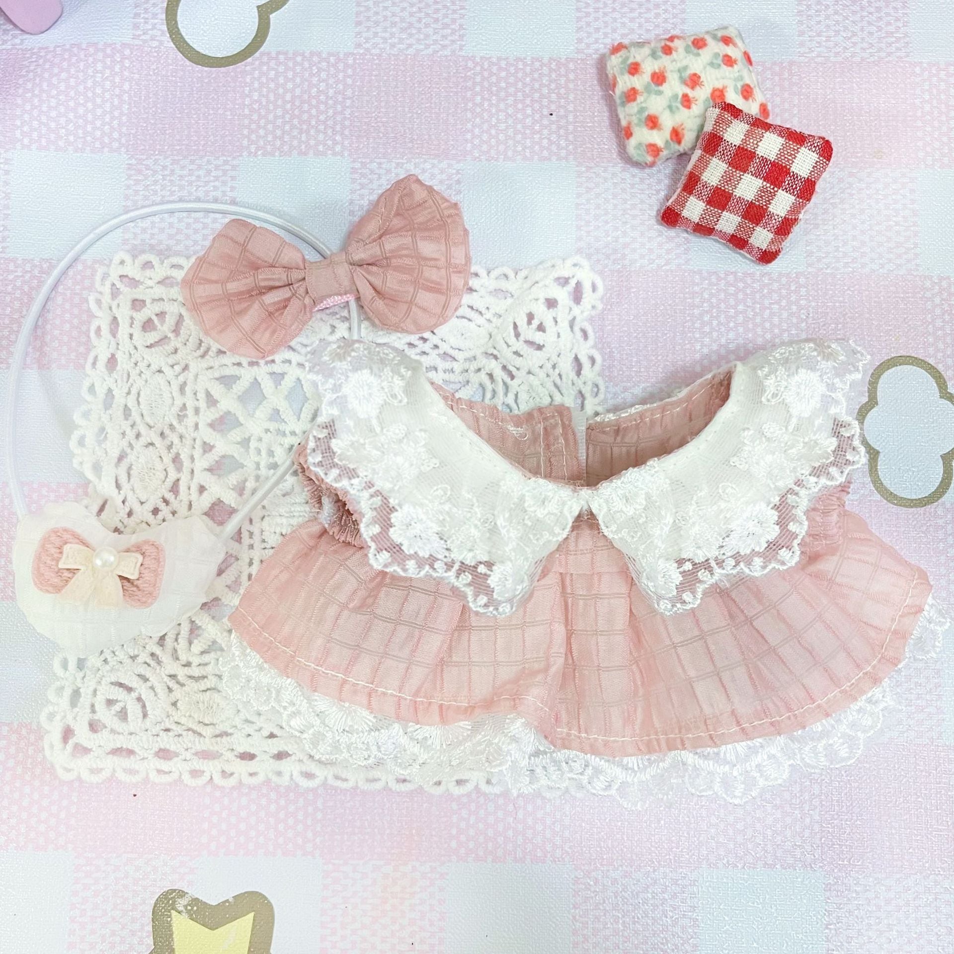 20cmぬいぐるみ用 レース襟チェック柄ワンピース＋ヘアアクセサリー＋