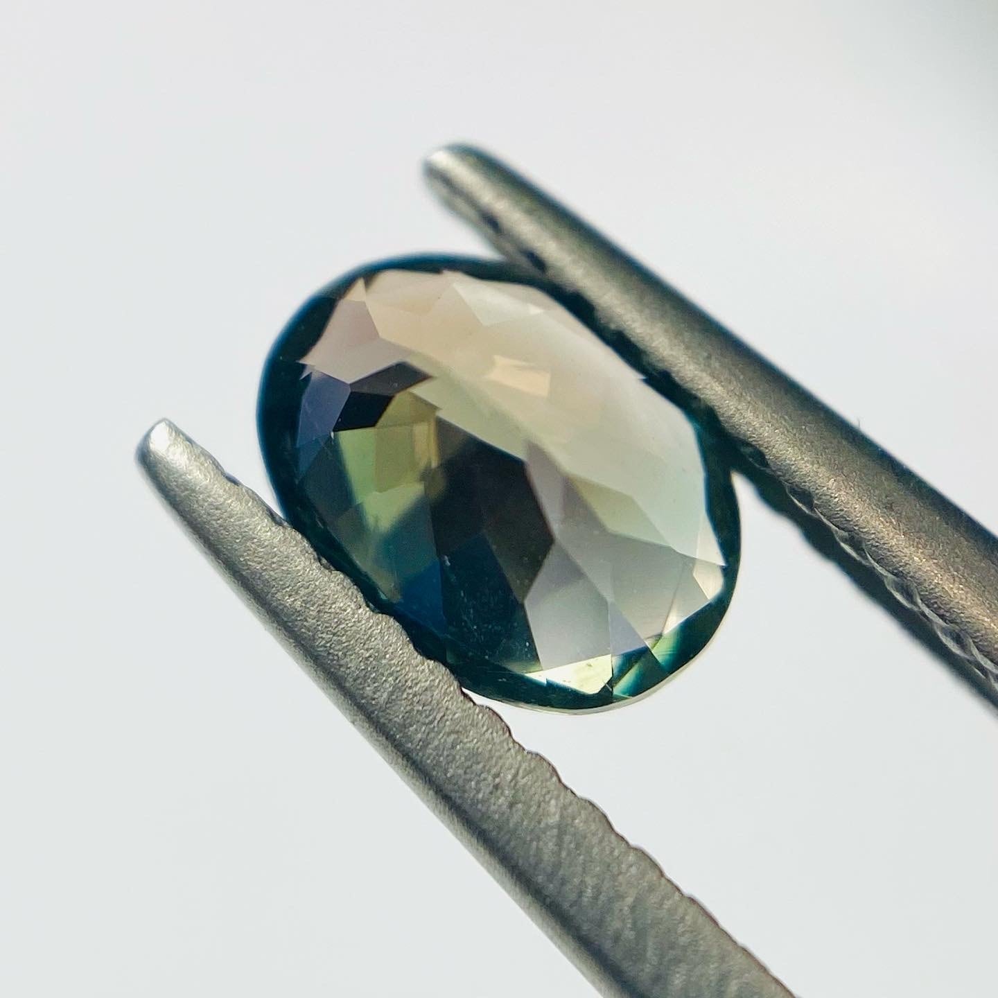 希少グリーンのオレゴンサンストーン8