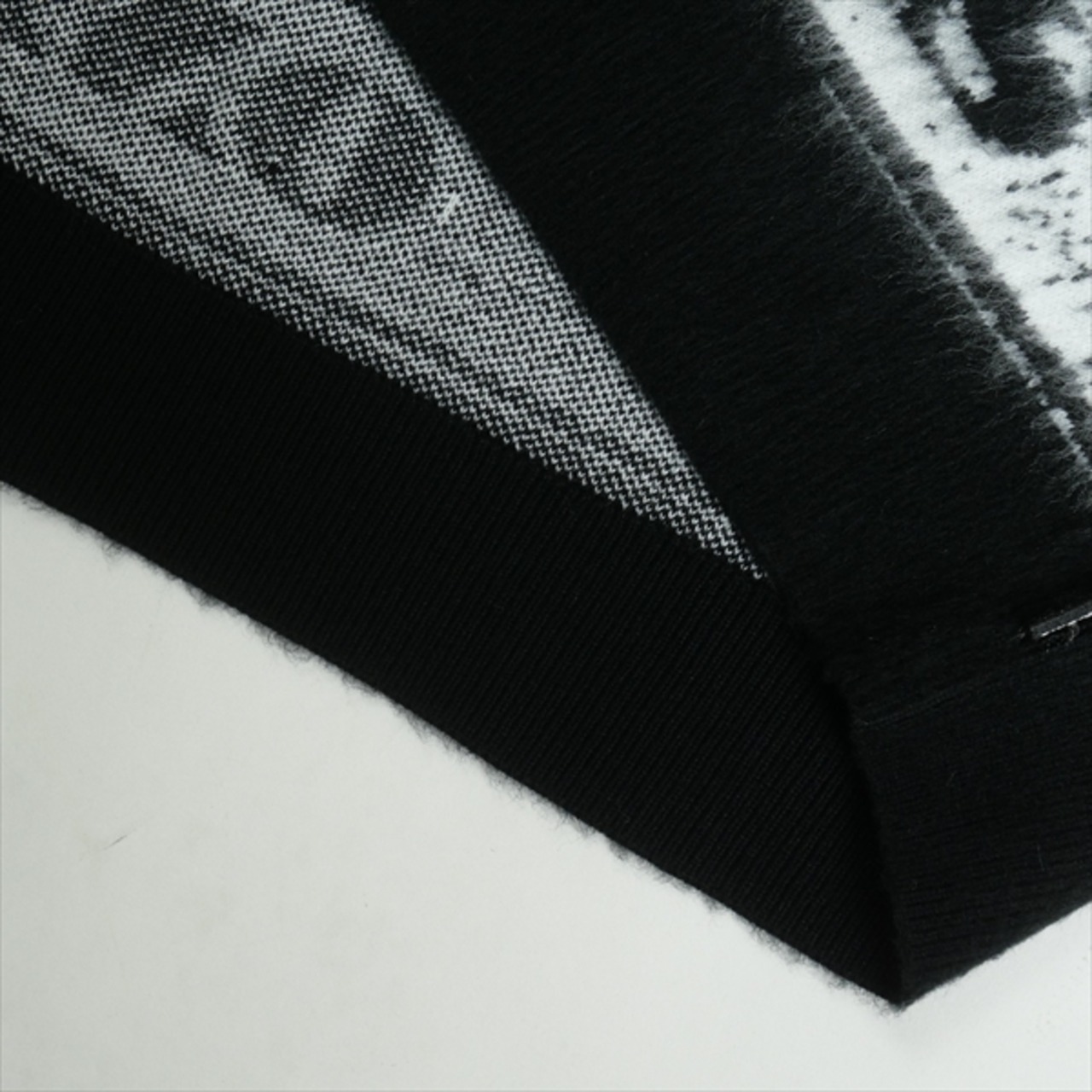 Size【L】 SUPREME シュプリーム 25SS Money Sweater Black セーター 