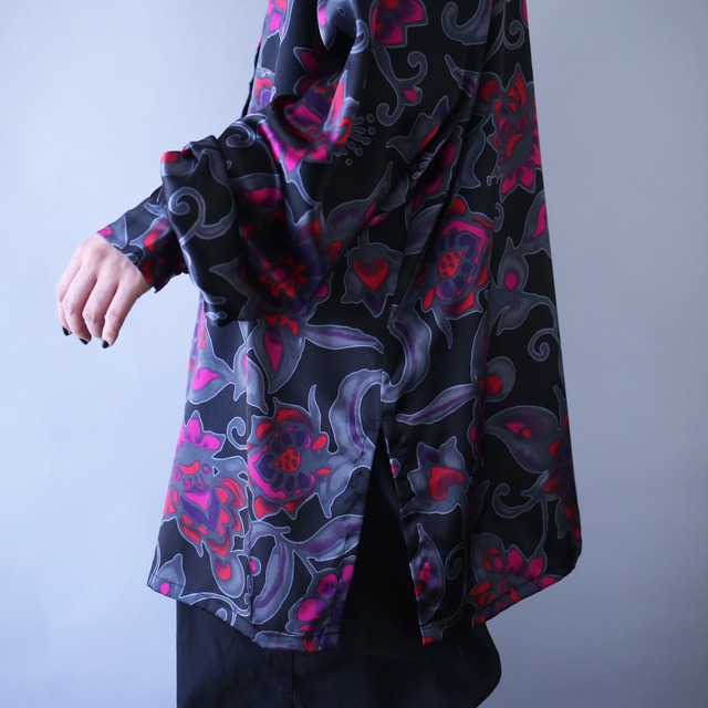 dark flower pattern gloss fabric over silhouette shirt