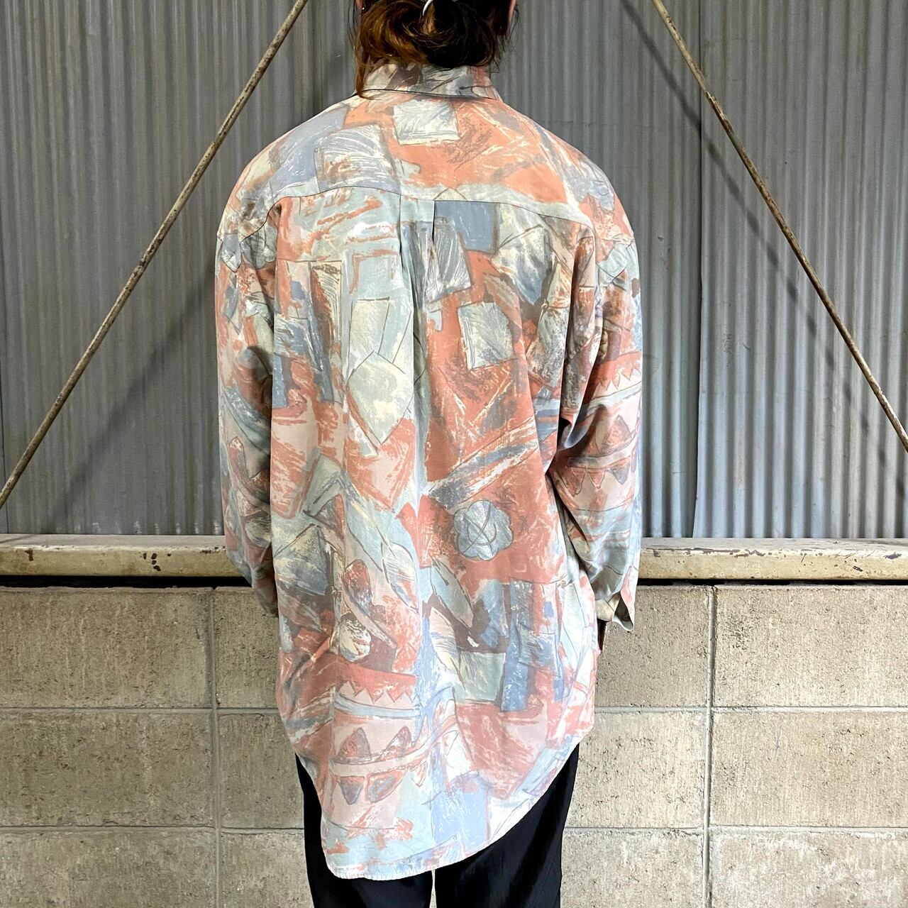 NEW FAST ペールトーン アート柄 長袖 レーヨン ユーロブランド 総柄