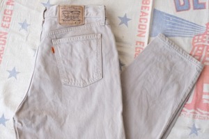 90's Levi's 626 light-beige cotton-twill Pants "Made in BELGIUM"