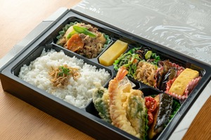 天麩羅彩り和風弁当