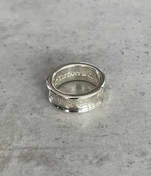 VINTAGE 90's TIFFANY&CO NARROW RING -1997-