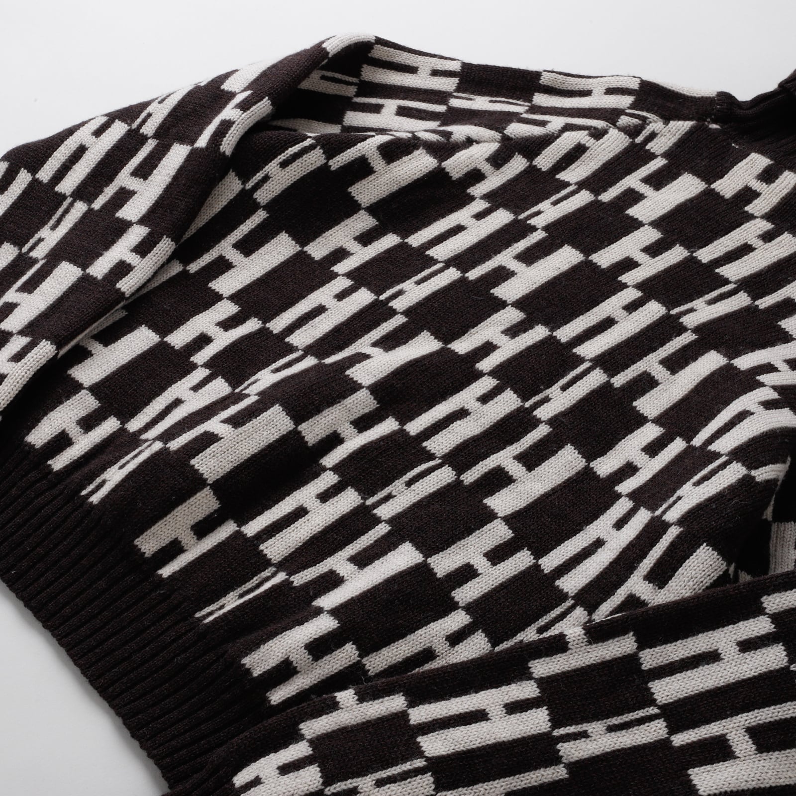 牧場ウマウマさま専用　エルメス　ニットセーター ホワイト/ブラック 極美品】Hermes wool Knit turtleneck sweater made in Italy big size