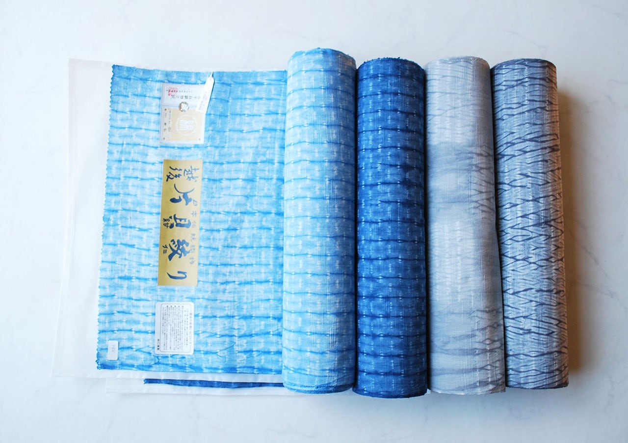 新品　越後片貝紺仁　小千谷織　反物 反物】小千谷織物 紺仁謹製 越後片貝絞り 煤色 反物 | 大山キモノ・ち