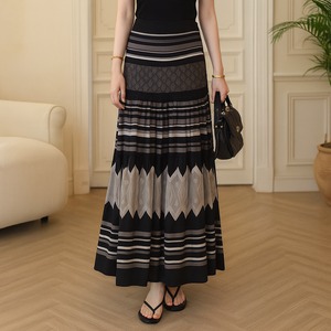 エスニック風 幾何学柄  ロングスカート　G1120