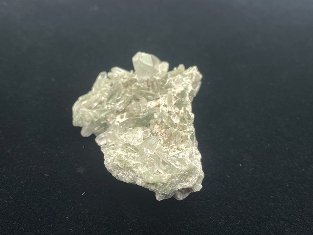 クラスター（ヒマラヤ水晶）