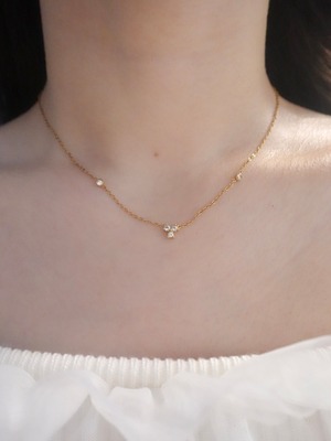 three mini dia necklace