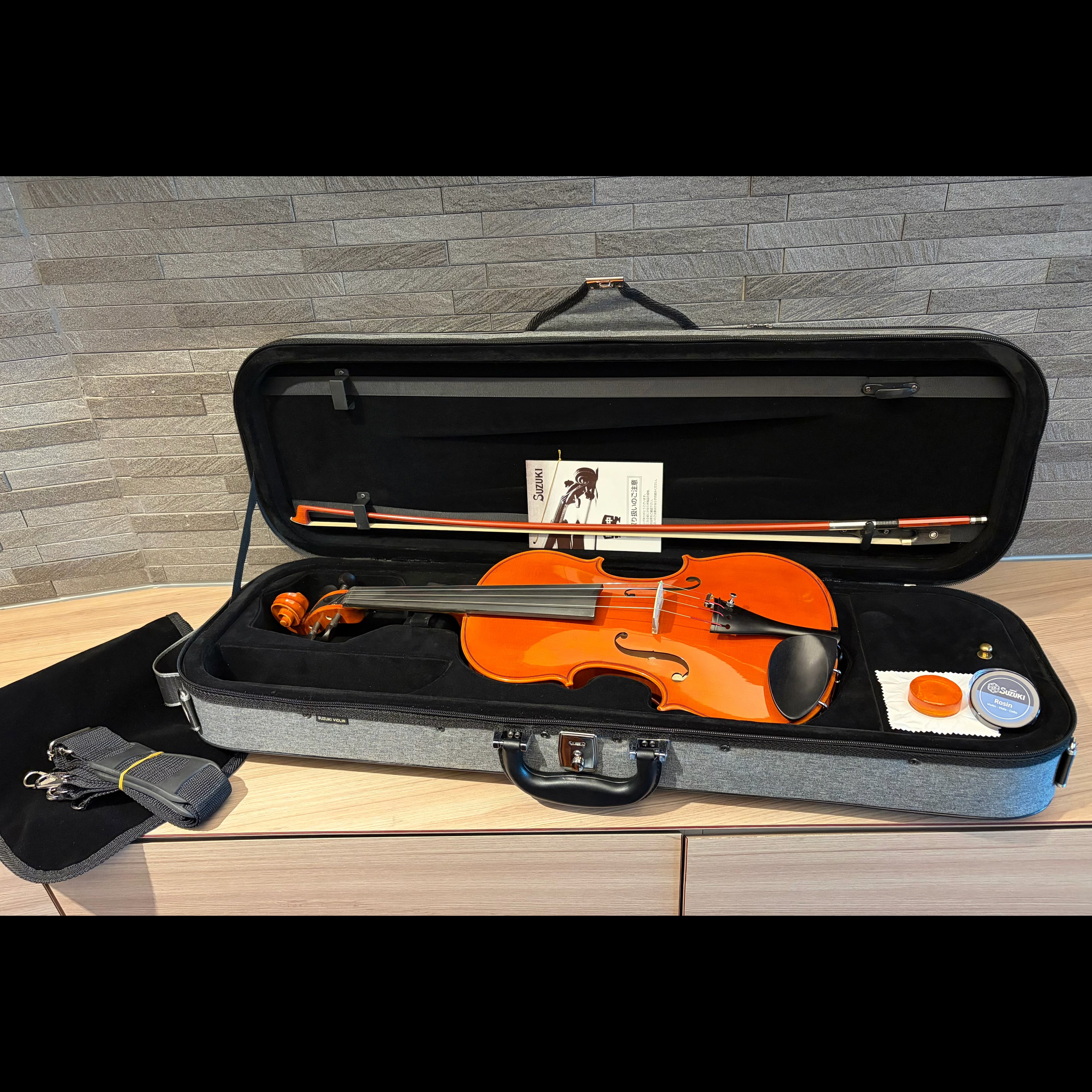 No.300 アウトフィットバイオリン | suzukiviolin