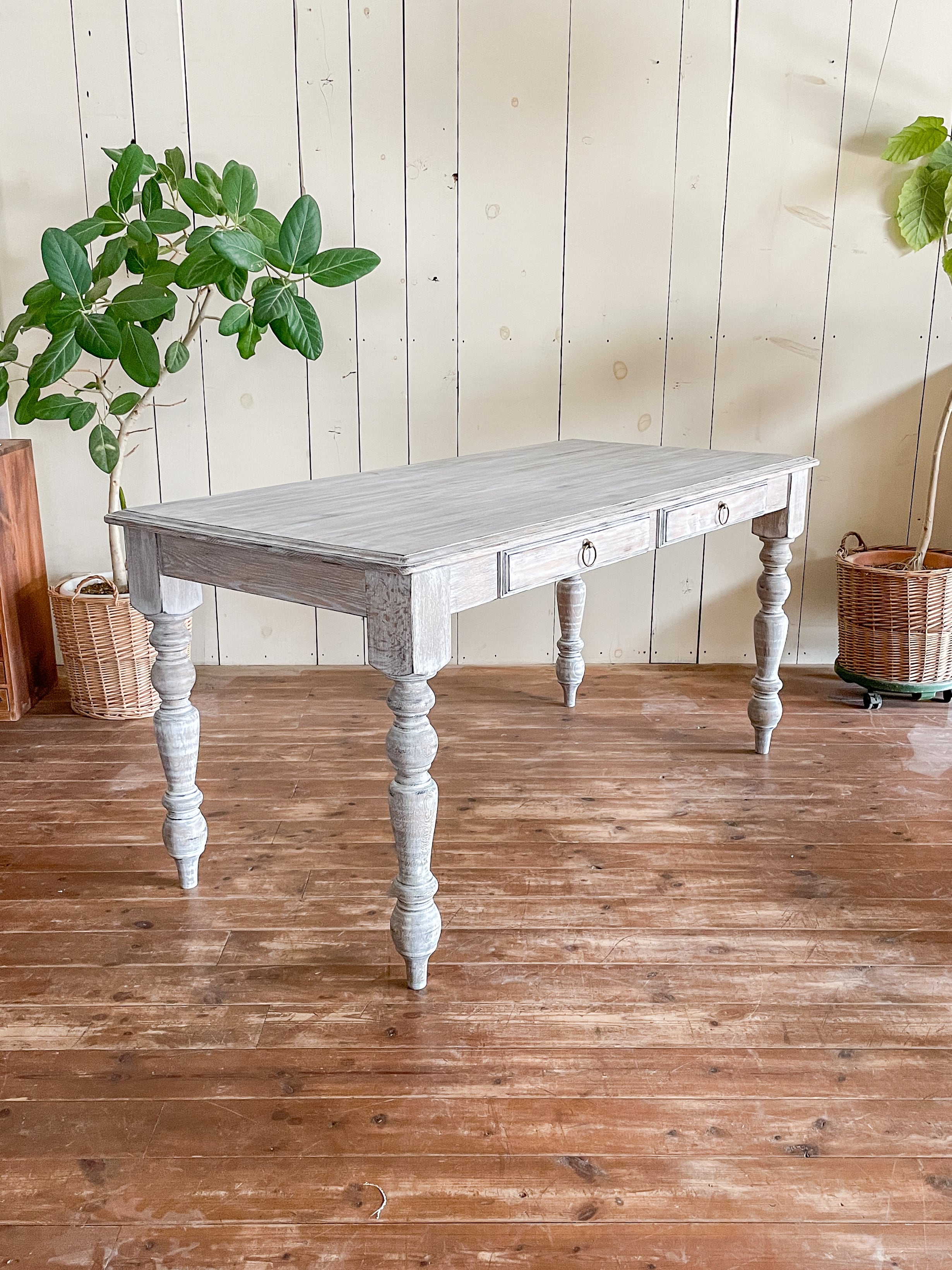 フランスアンティーク調シャビーシックダイニングテーブル “カントリー