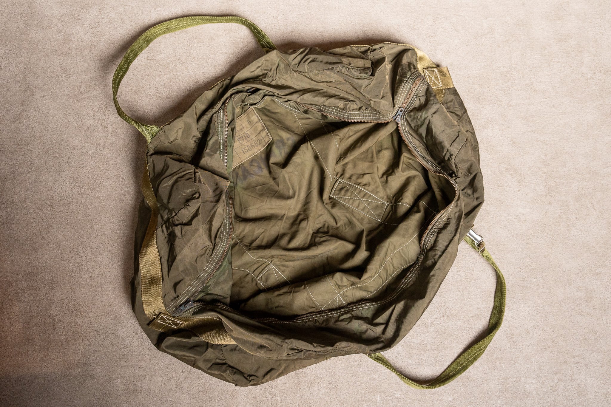 French Air Force 80-90s Paratrooper Bag 65L フランス空軍