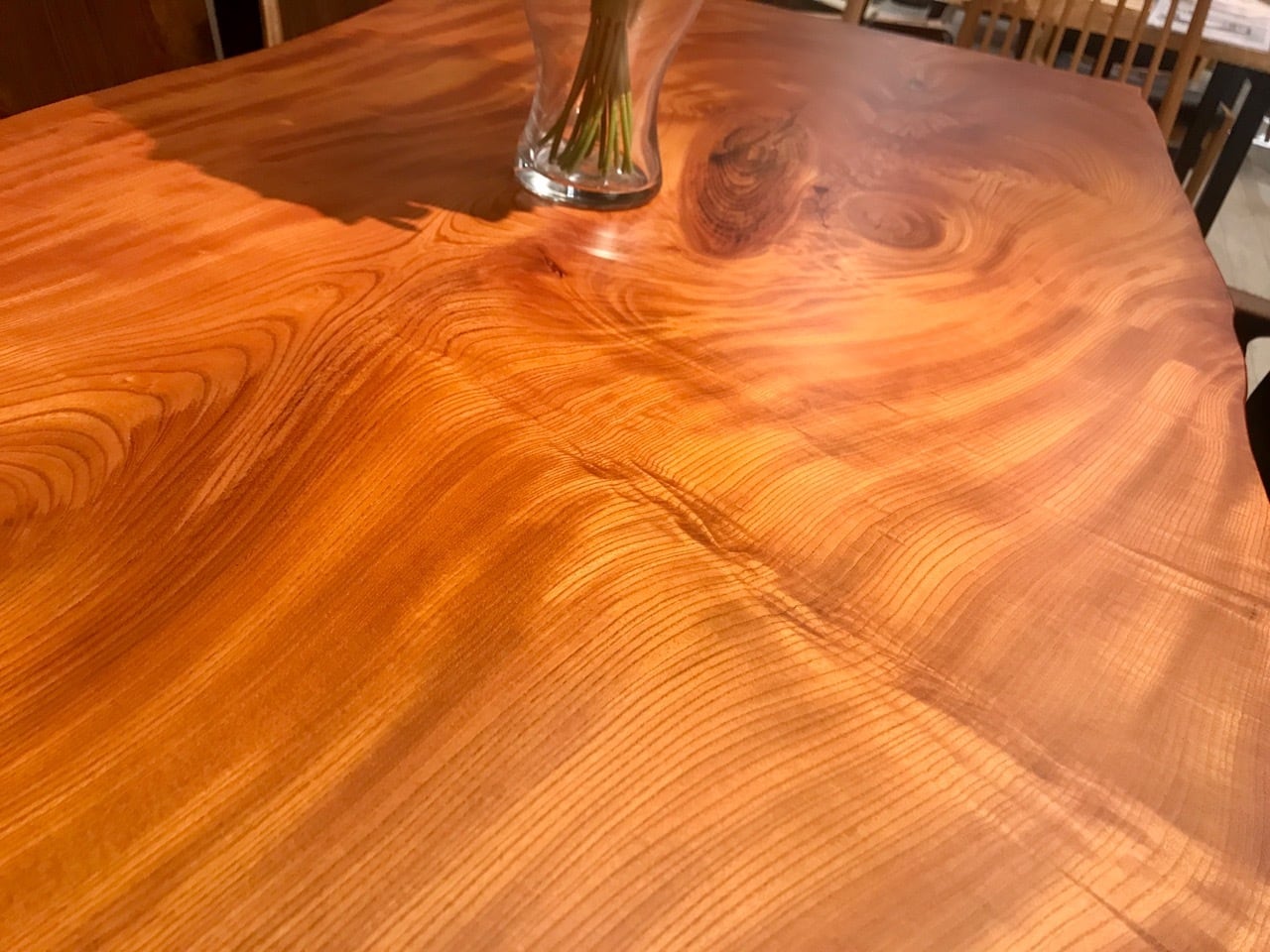 ケヤキ 極厚 一枚板 1600×600-750-800×80 20685 | 千年家具 - 一枚板