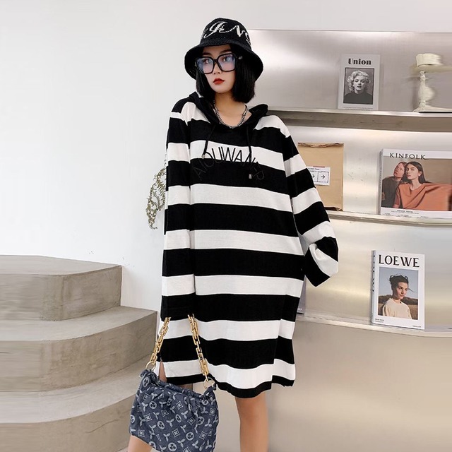 ミッドレングス長袖フード付きストライプTシャツ2020年秋新作プラスサイズレディースファットmmルーズスリミングトップ ミックスインファッション51782071967