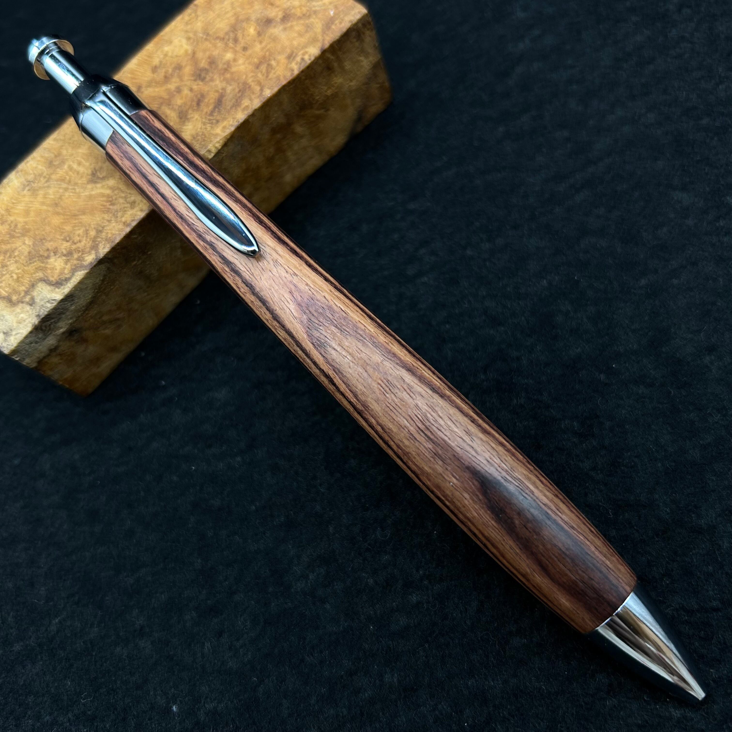 140ペン工房翌檜 ローズウッド 瘤杢 木軸 グラデュエット万年筆 銘木