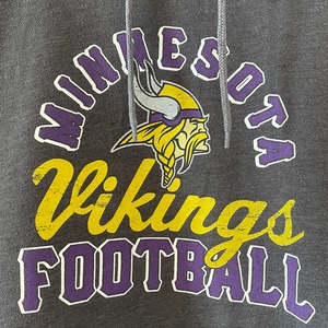 【Mjestic】NFL ミネソタバイキングス Minnesota Vikings フットボール プルオーバー パーカー アメリカ古着