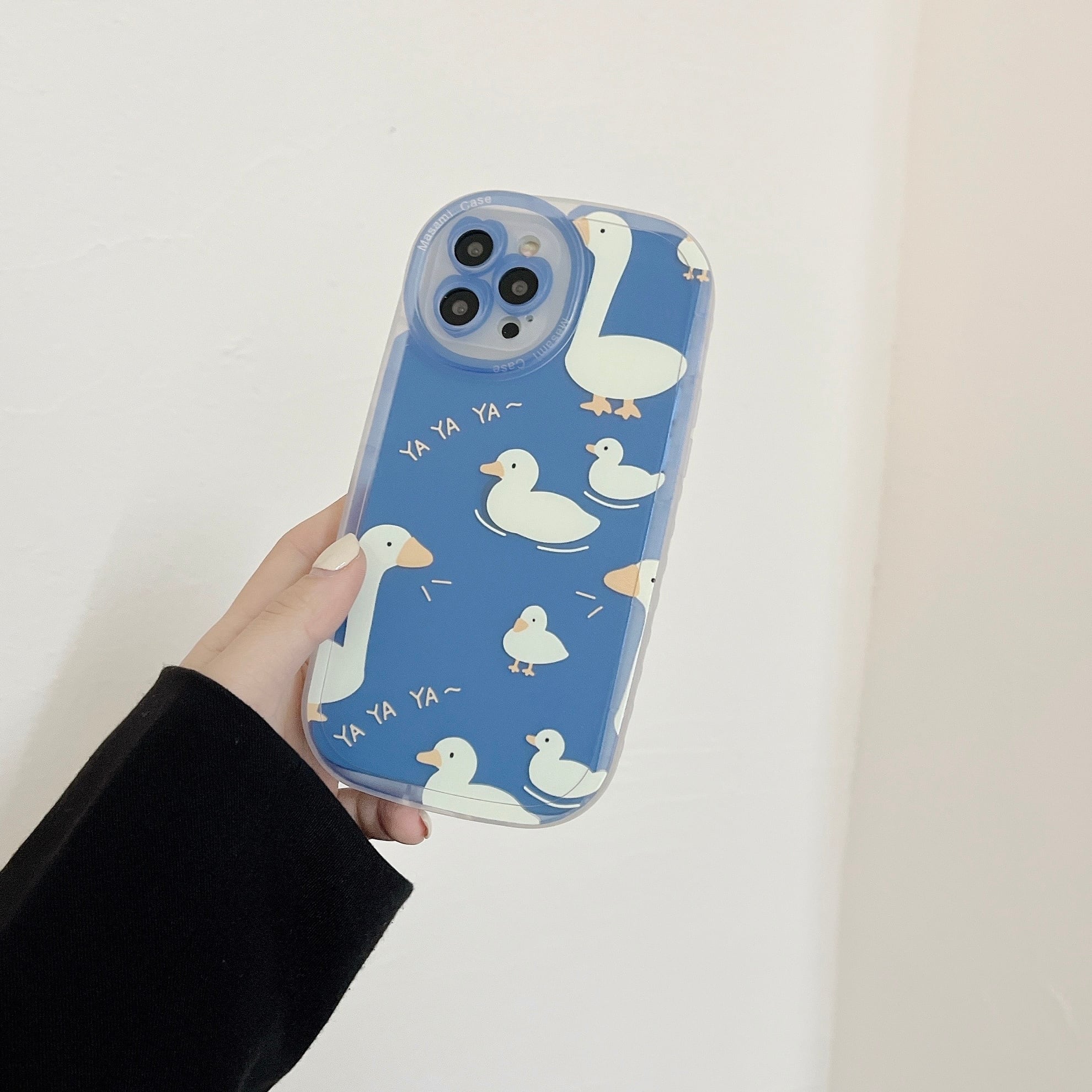 iPhone13 12 11 Pro Maxケース ○アヒル柄 爽やか ブルー 耐衝撃