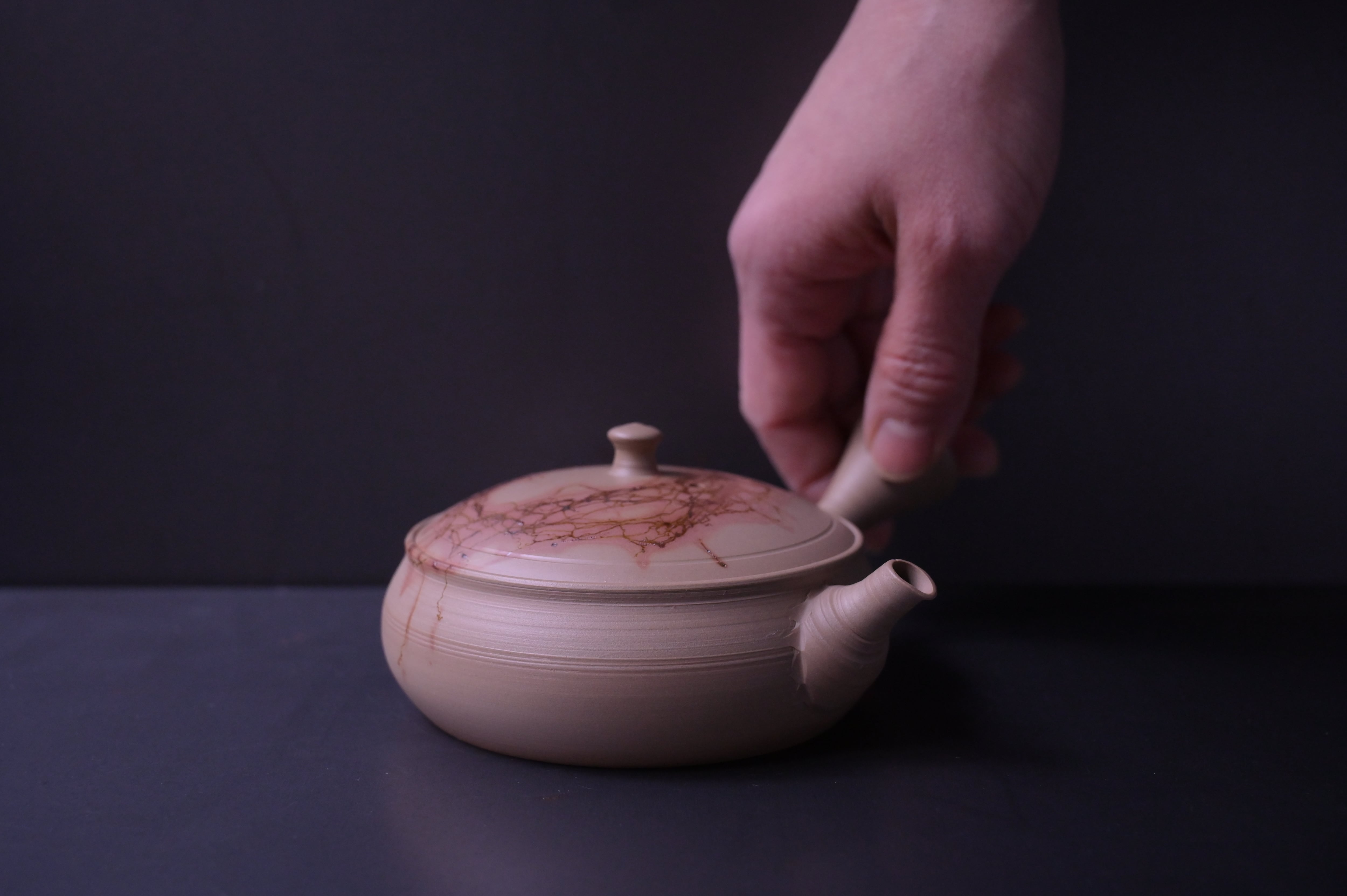 うむやふかさ 慶田城用有 山田勇太朗 藻掛平丸急須 | 鎌倉倶楽部 茶寮