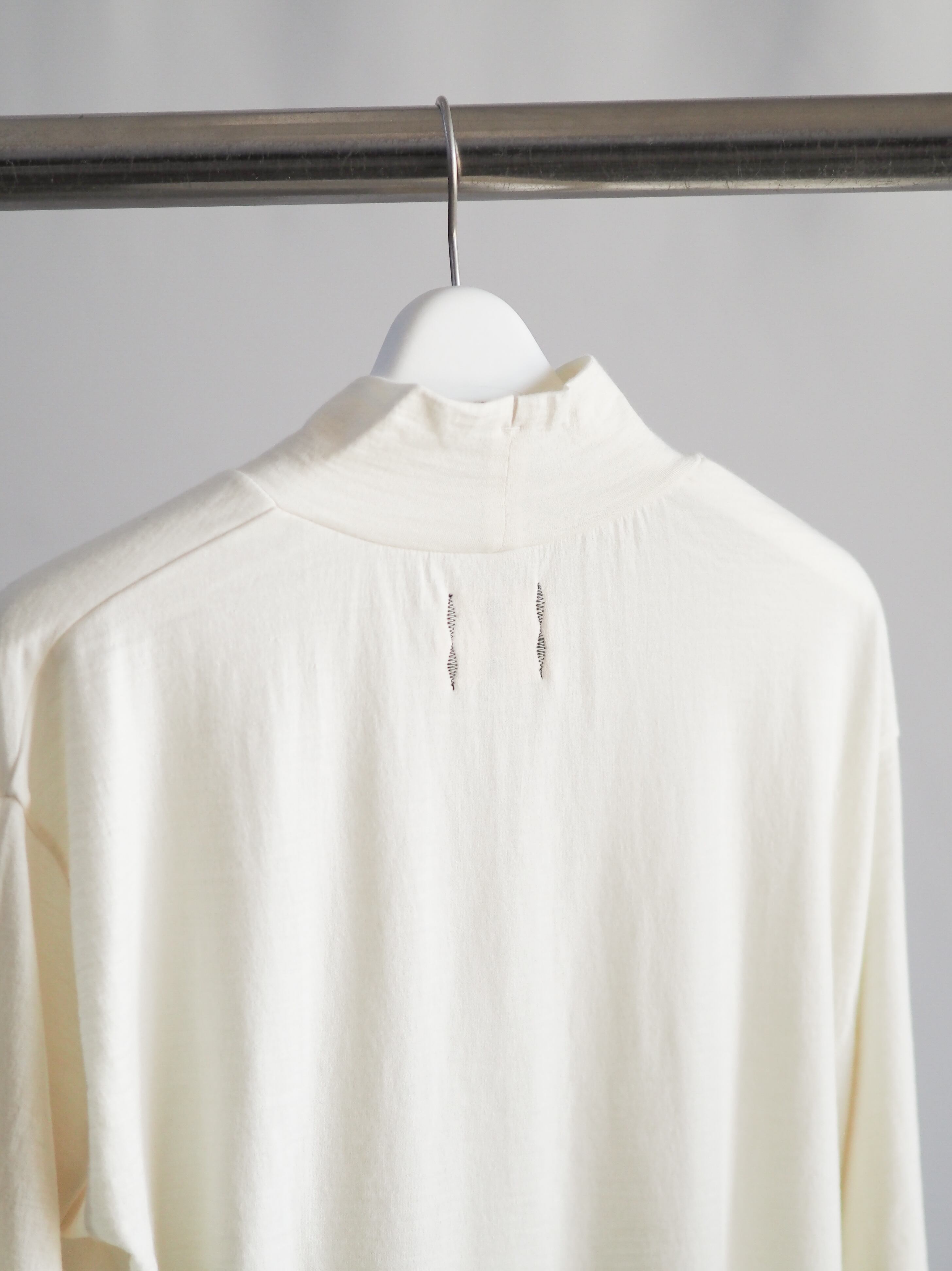 羊毛タートル【ひつじ】iti-12 | 糸と色