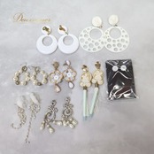 フラメンコ 小物 小道具 アバニコ ペイネタ ピアス イヤリング フローレス ヘアピン 扇子 花 薔薇 ホワイト系 白 アクセサリー まとめ売り セット 小物セット イベント用 舞台用 ダンス用 白系 コスチューム 豪華 ヘアピン 花飾り おしゃれ お得セット