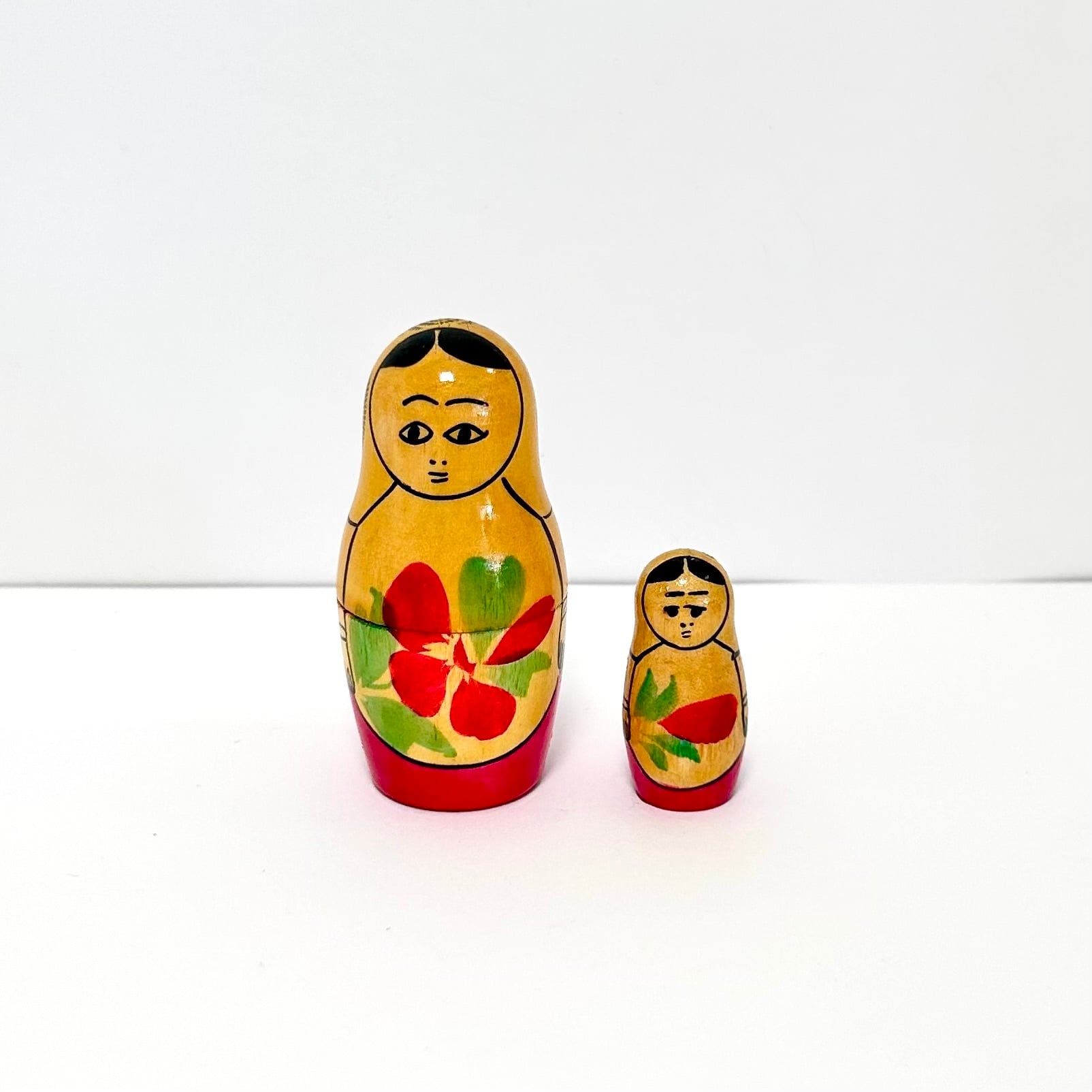 ビンテージ  ソ連 マトリョーシカ 13cm4ピース　セミョーノフ USSR