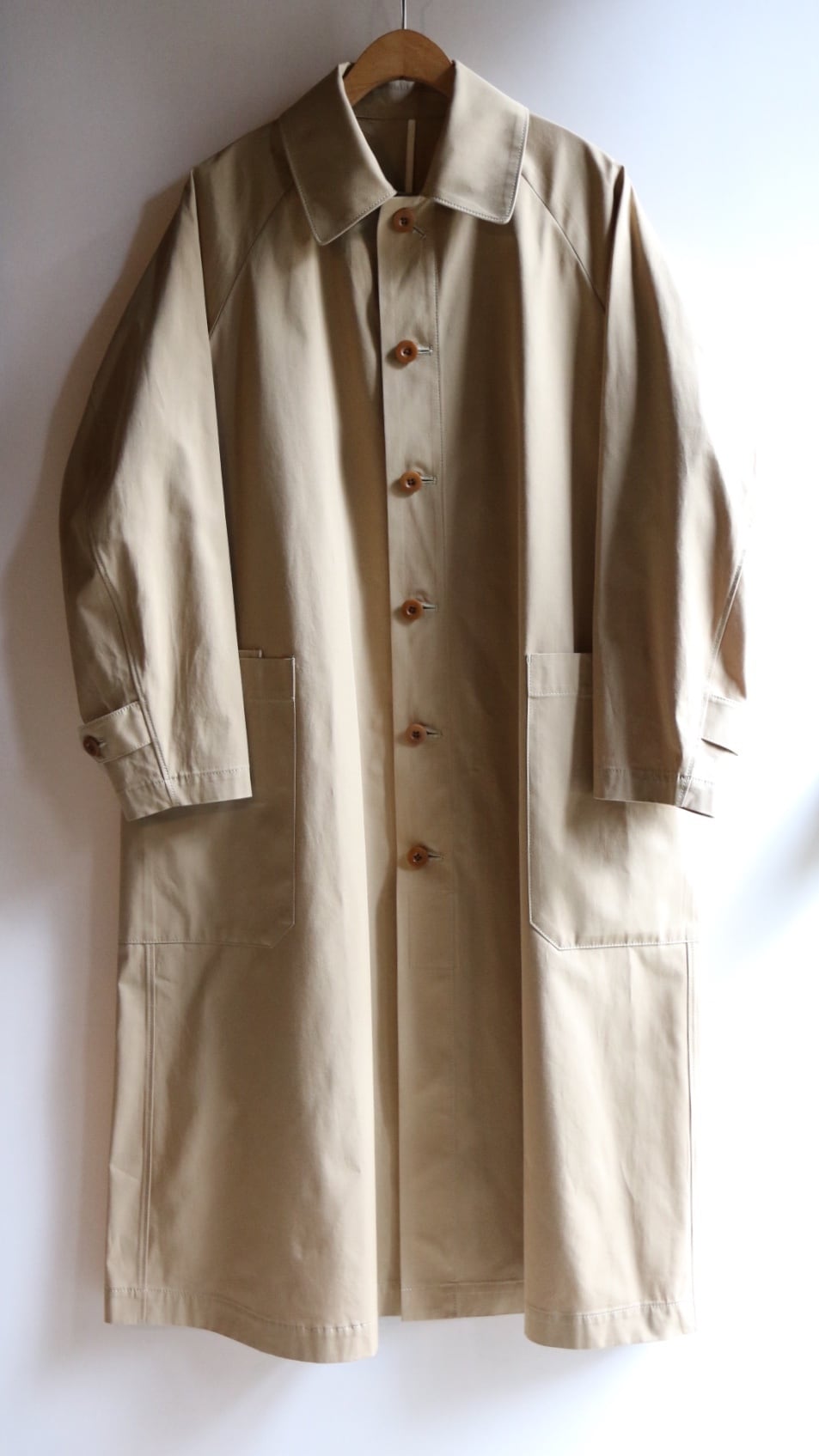 ASEEDONCLOUD/アシードンクラウド Handwerker/ハンドベーカー HW coat Beige