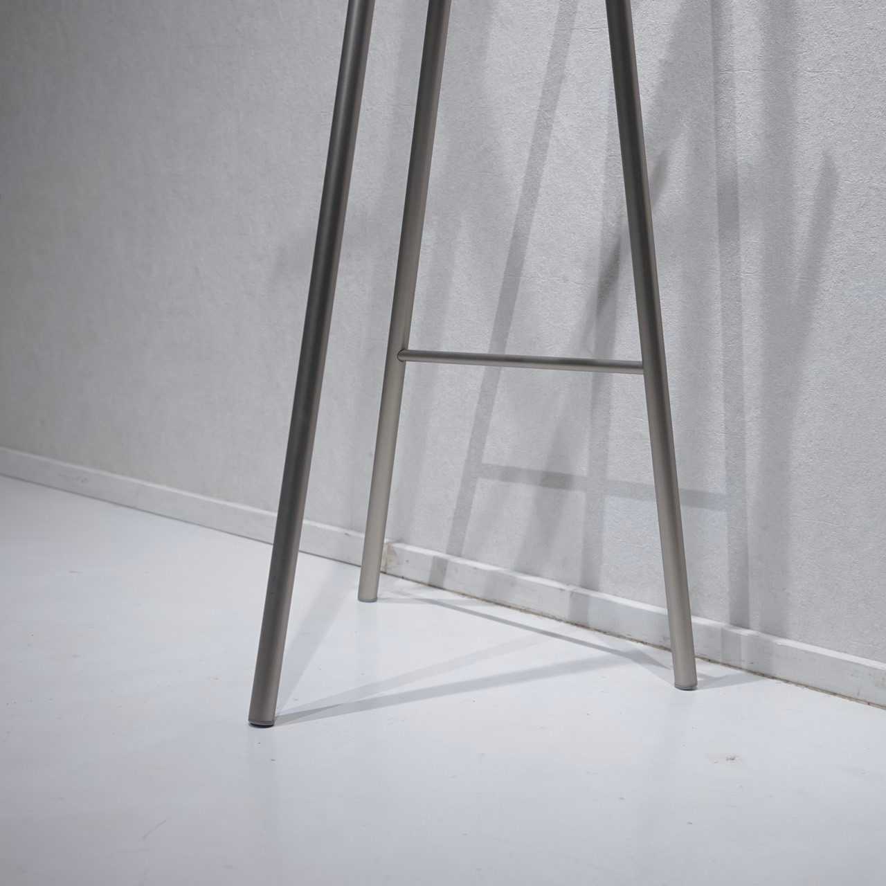 BoConcept ボーコンセプト Metro メトロ コートハンガー ポールハンガー コートスタンド ハンガーラック 洋服掛け カバン掛け スチール モダン ミニマル ミッドセンチュリー