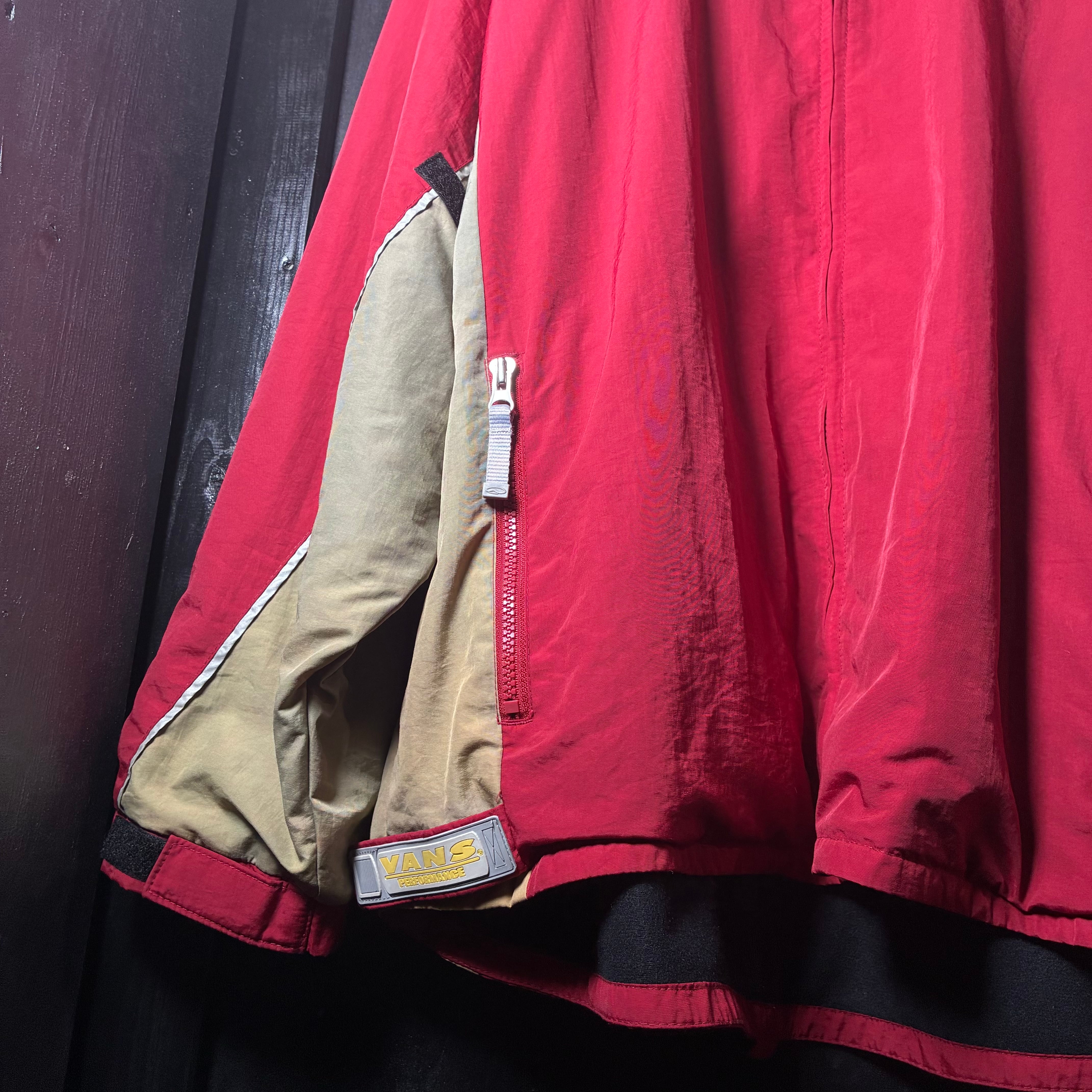90s〜00s OLD VANS ナイロンジャケット 赤×ベージュ バンズ L | 古着屋