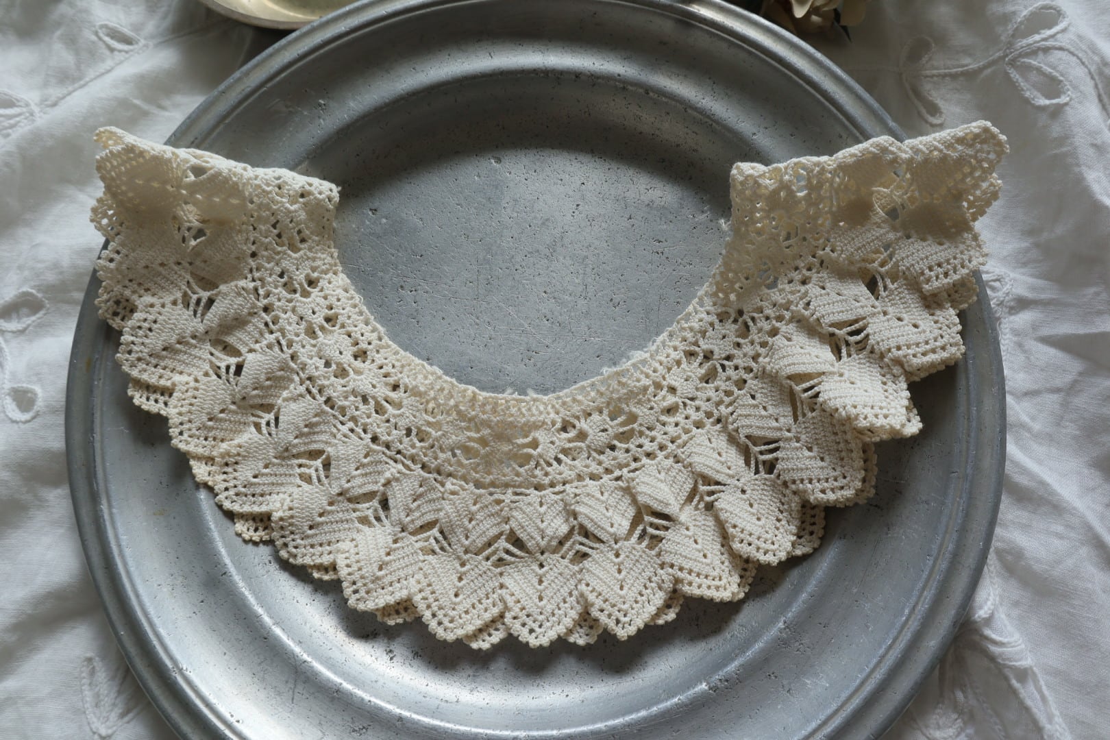 France製 50㎝ アンティーク花刺繍レース C1123 オフホワイト | vmt