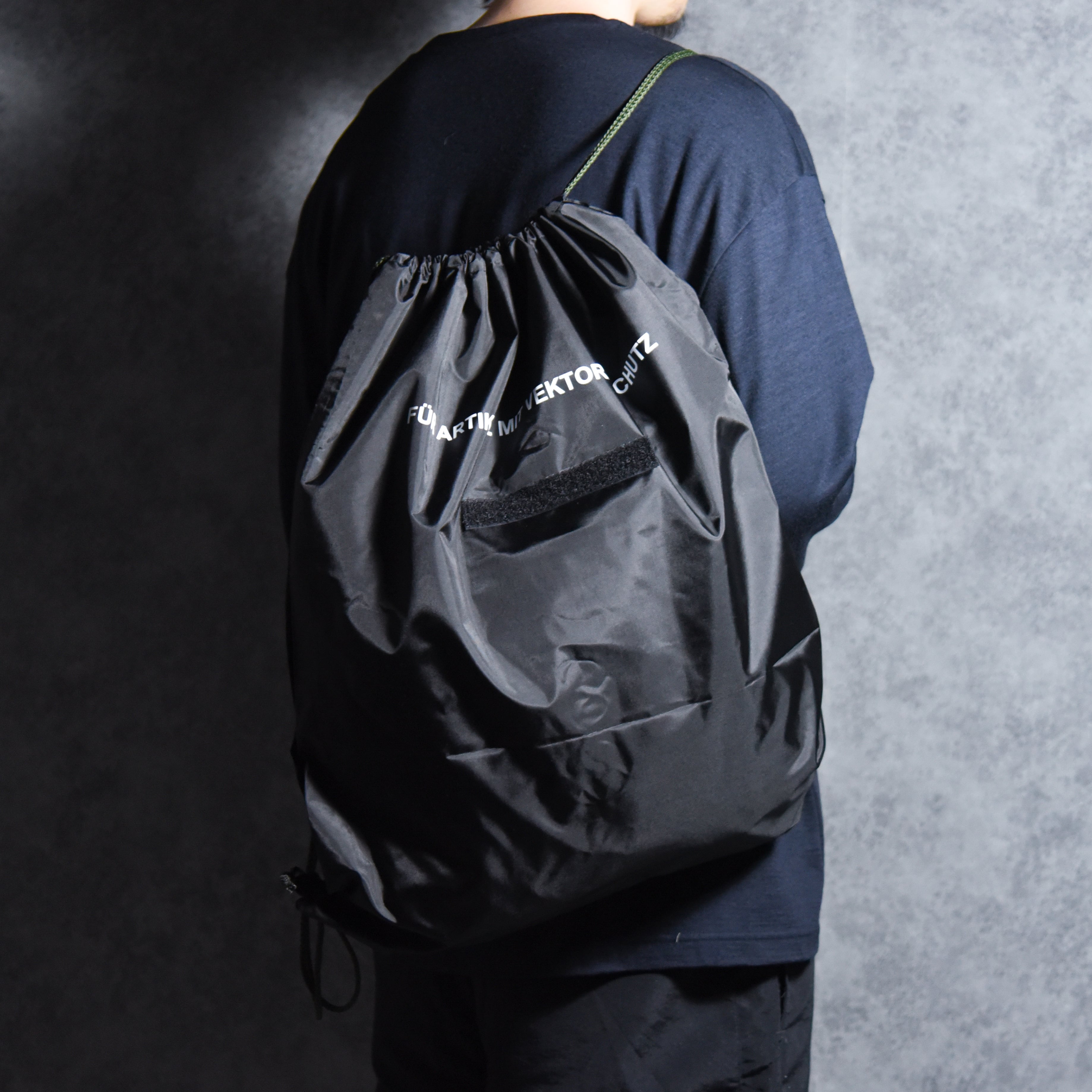 美品 COLLARS カラーズ ブラックレザー M 【公式通販】