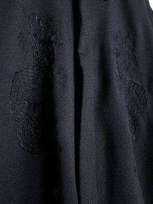 龍 embroidery oversize shirt