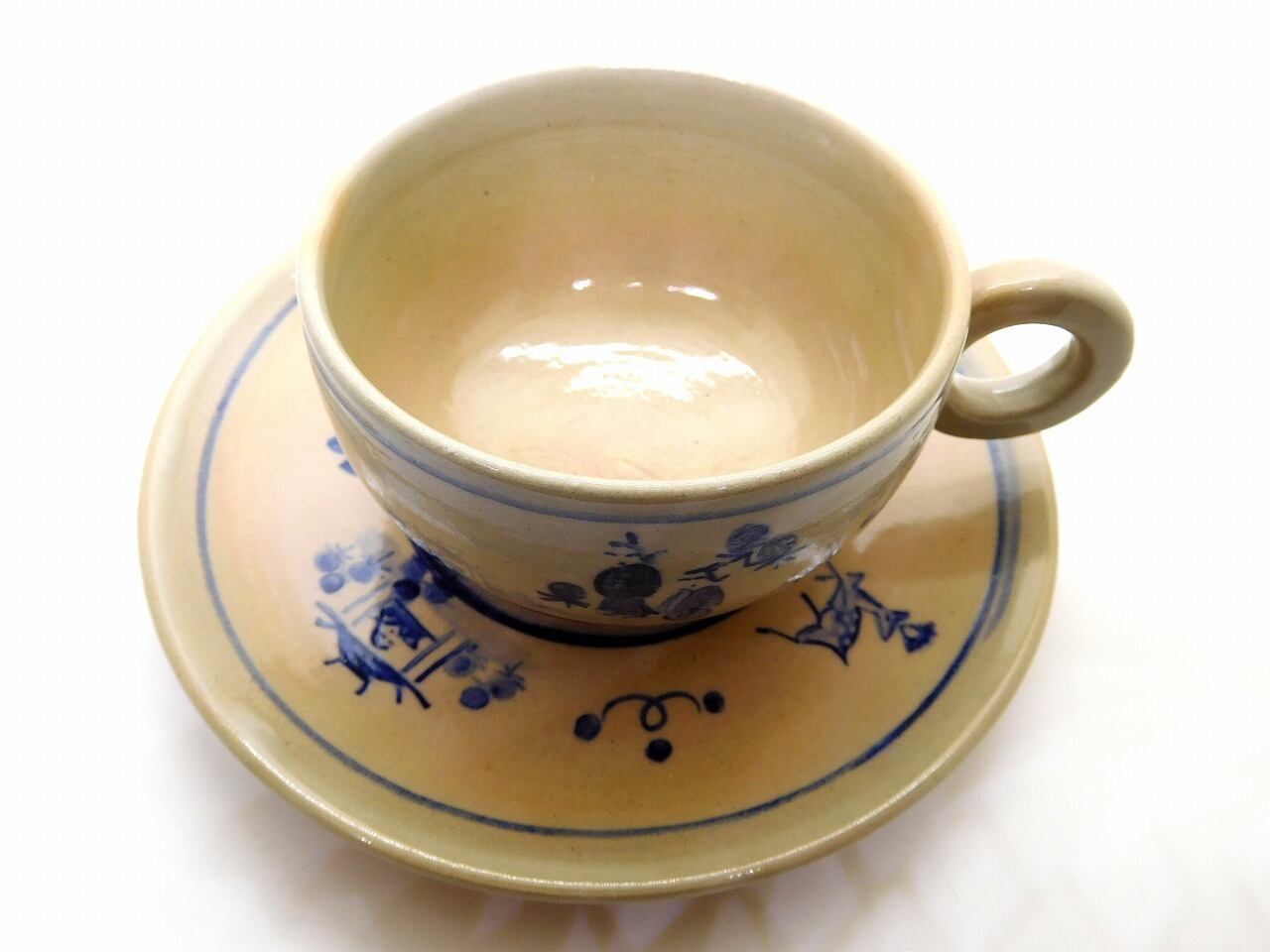 陶芸　赤膚焼　奈良絵　コーヒーカップ＆ソーサー　陶碗　1客 赤膚焼 奈良絵 コーヒー揃 コーヒーカップ＆ソーサー【赤膚焼