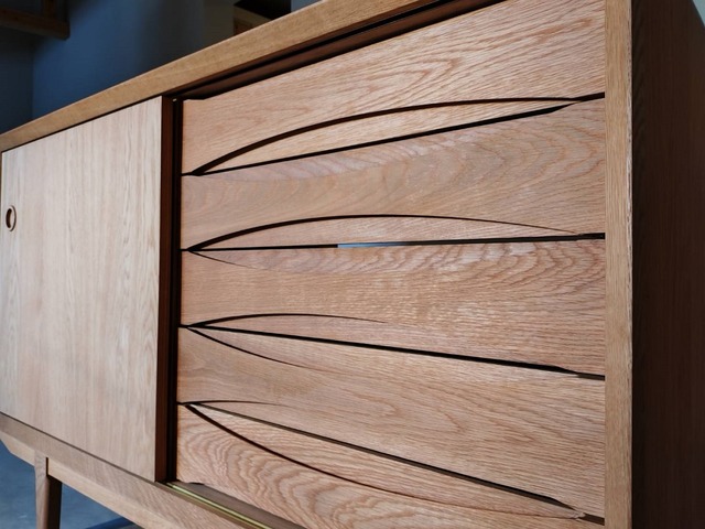 サイドボード　02