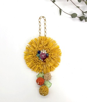 ラフィアのバッグチャーム(イエロー）