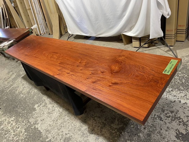 本花林3546　球杢　杢木　一枚板無垢 乾燥材　3040x650x55mm カウンター　棚　テレビ台　センターテーブル　店舗　バー　設計　インテリア