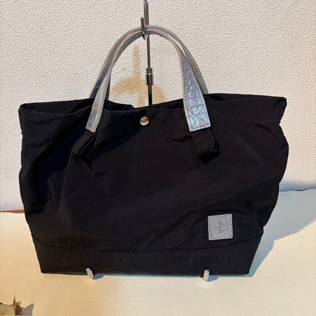 regalo　型押しナイロン3WAYトート(中)　ブルー