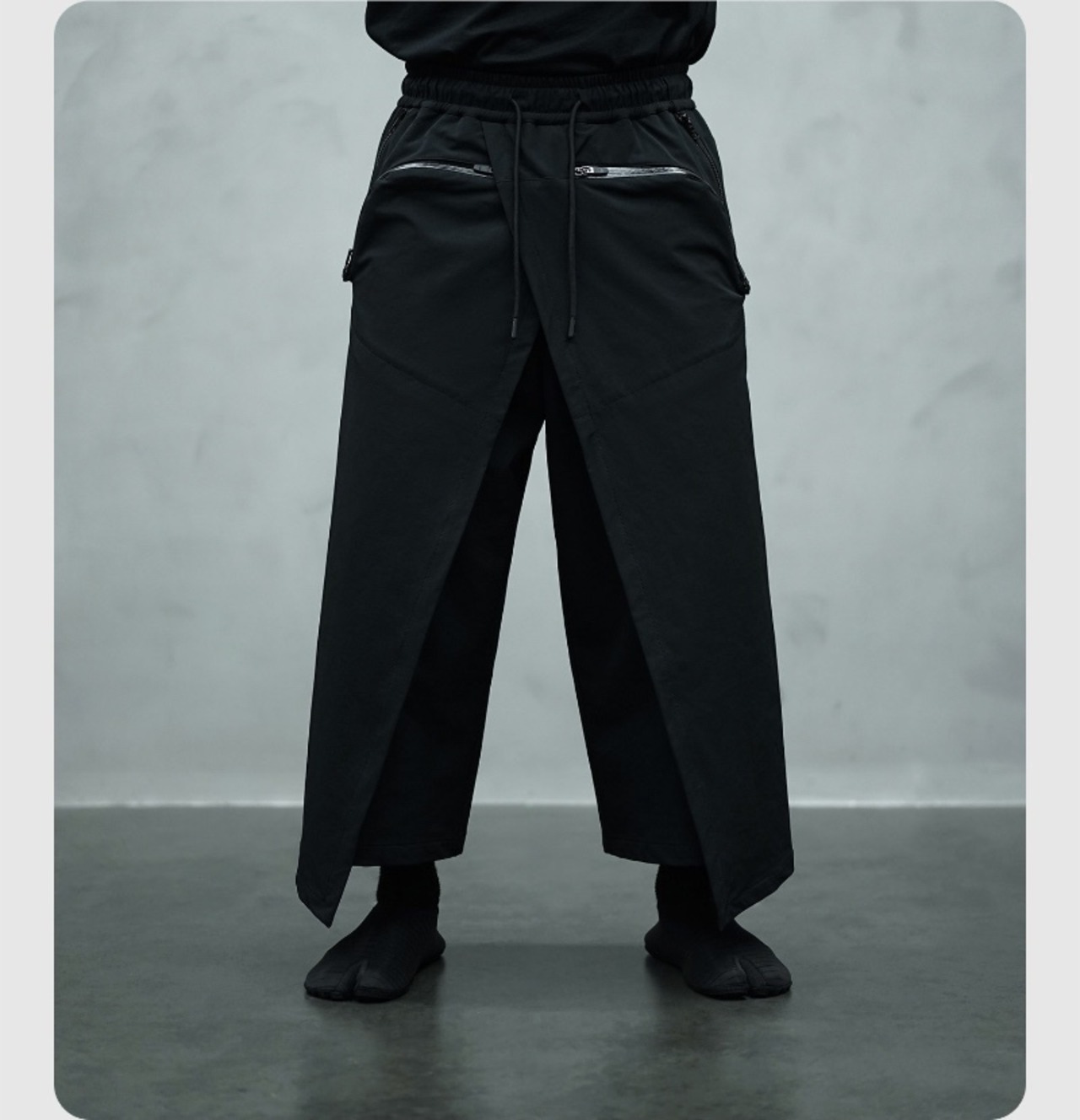 NOSUCISM_26SS_  「裔」アークジップポケットルーズクロップドパンツ