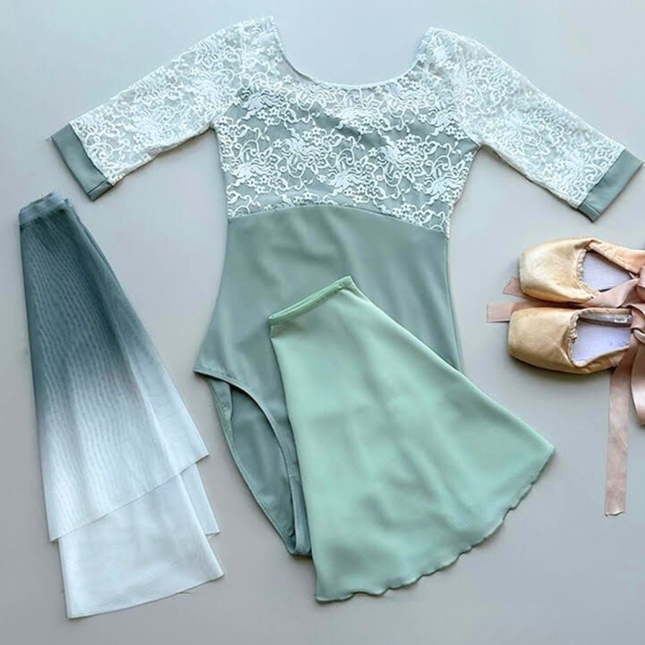 ハーフスリーブ ブランレース レオタード3色展開  L1294