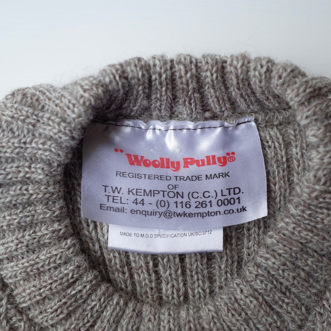 UK The Woolly Pully command sweater | Pay ID