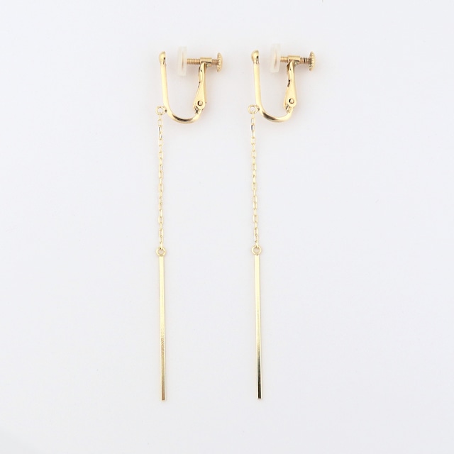 Gold bar earring