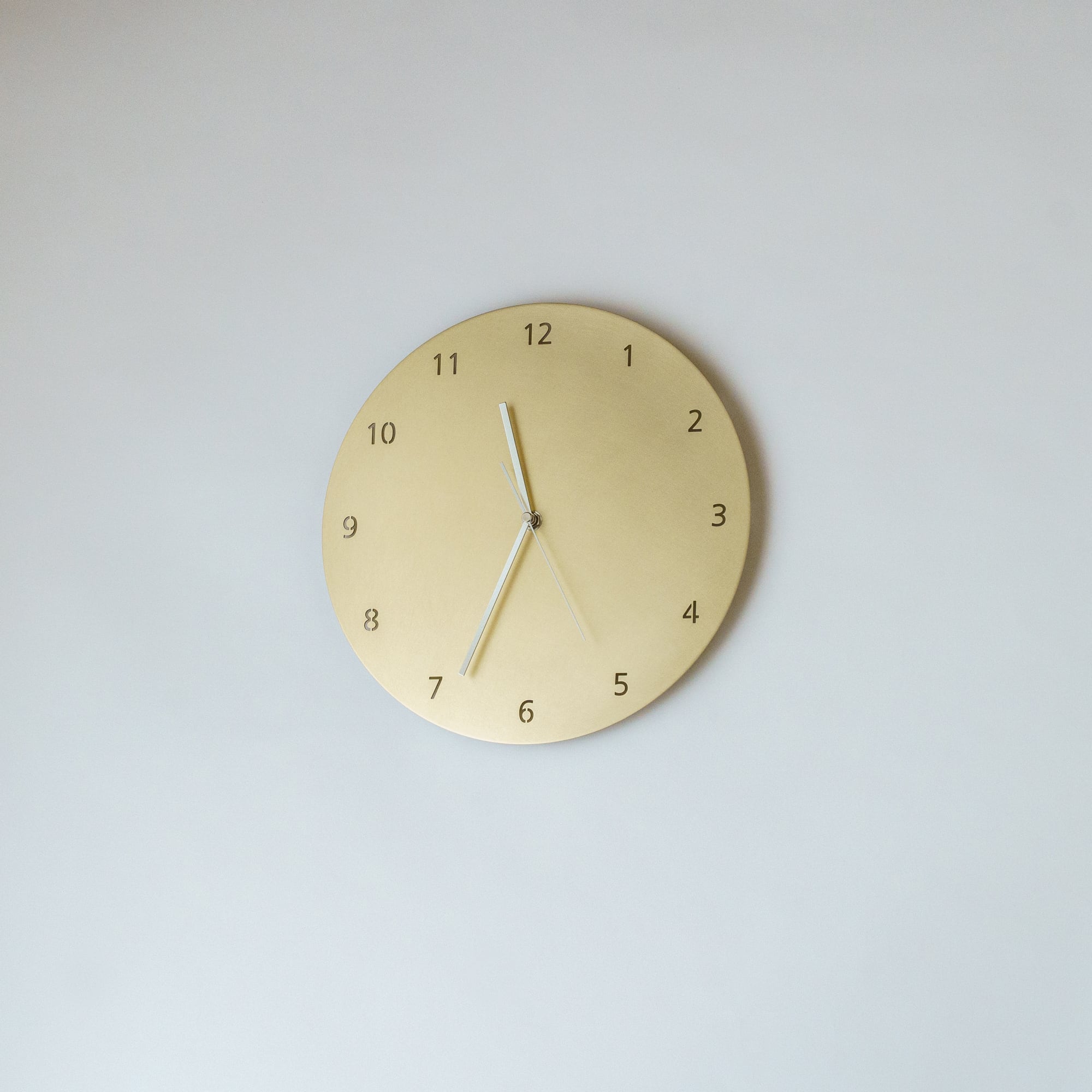 minimal wall clock 300 _ number / brass 壁掛け時計 300 数字